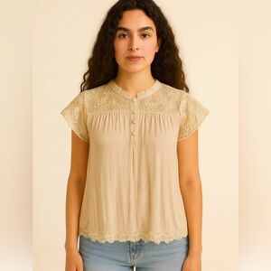 ‼️SOLD‼️ POL Beige Tunic Top W/ Gorgeous Lace Detailing & Dainty Buttons
